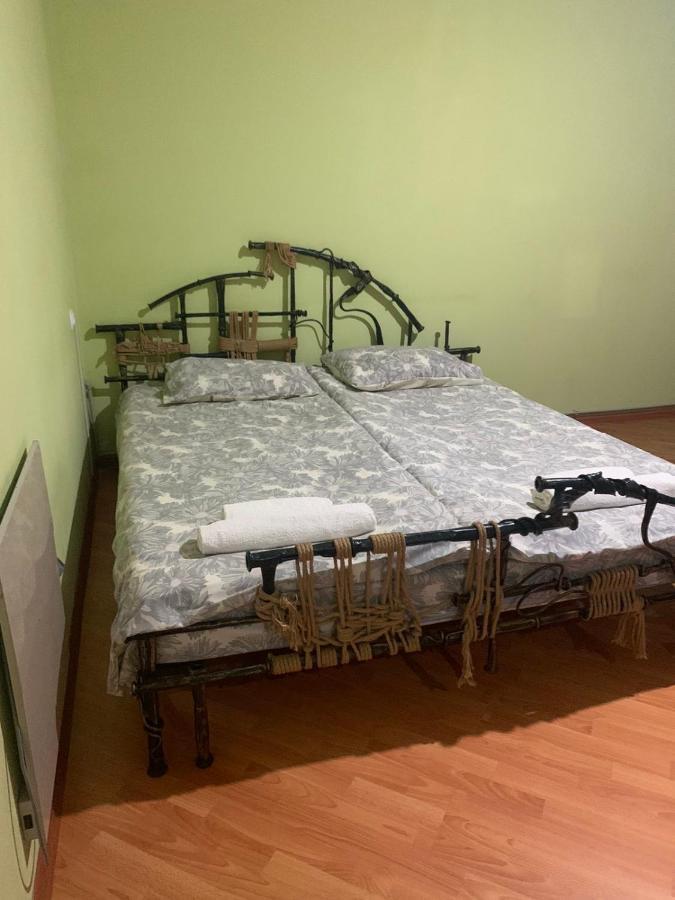 Zwin Apartment 1 Skole Luaran gambar